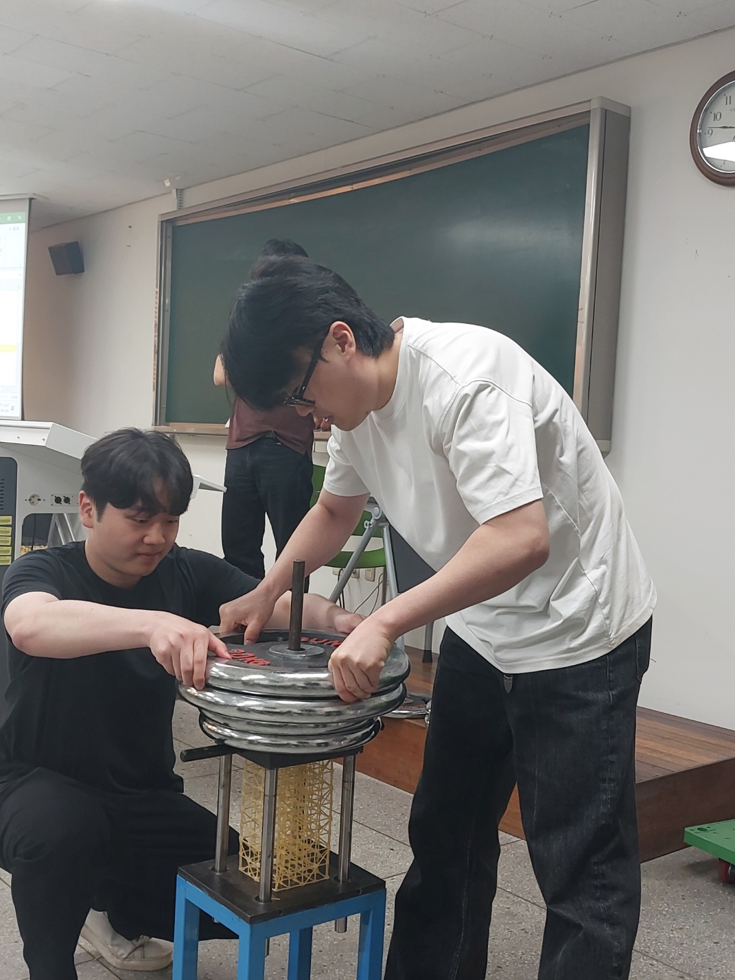 2024.06 특성화분과 최적구조물 경진대회